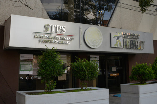 Prolongan vigencia de toma de nota a sindicatos