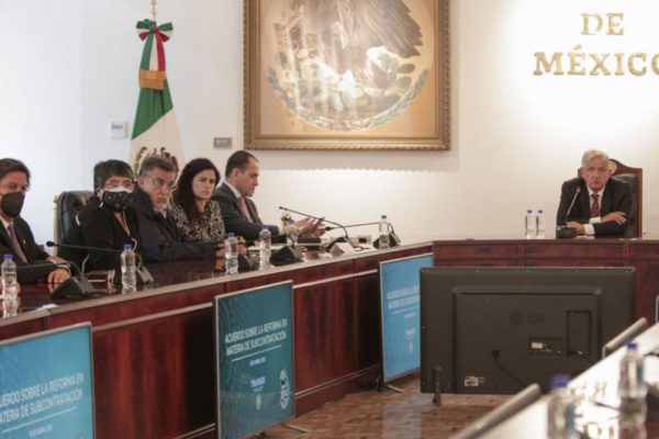 Conoce el texto legislativo sobre la iniciativa de outsourcing