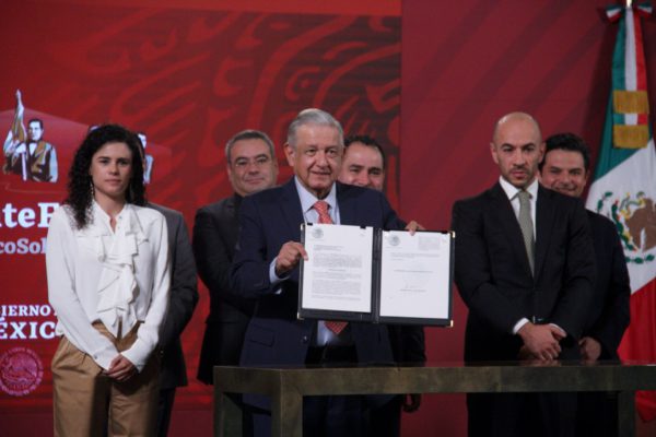 13 de Abril, siguiente capítulo de AMLO VS Outsourcing