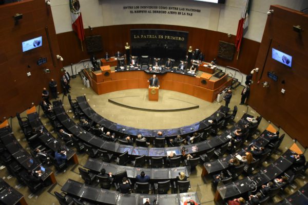 Hoy se publicó para primera lectura en el Pleno del Senado la Minuta en materia de Outsourcing