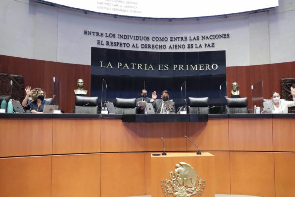 ¿Así o más rápido? Aprueba el senado Reforma al Outsourcing