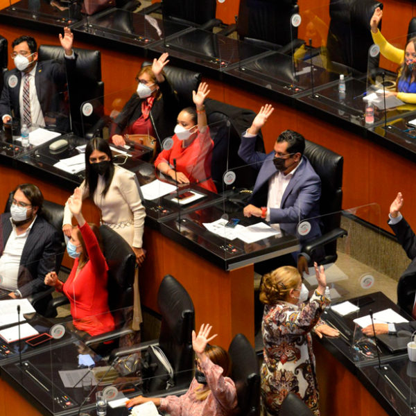 Prórroga Outsourcing aprueba primera fase, pasa ahora a Diputados