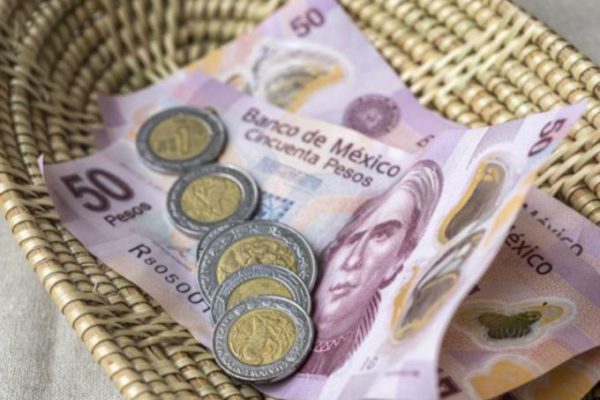 Precedente Fiscal: Patrones no obligados a retener impuestos de propinas