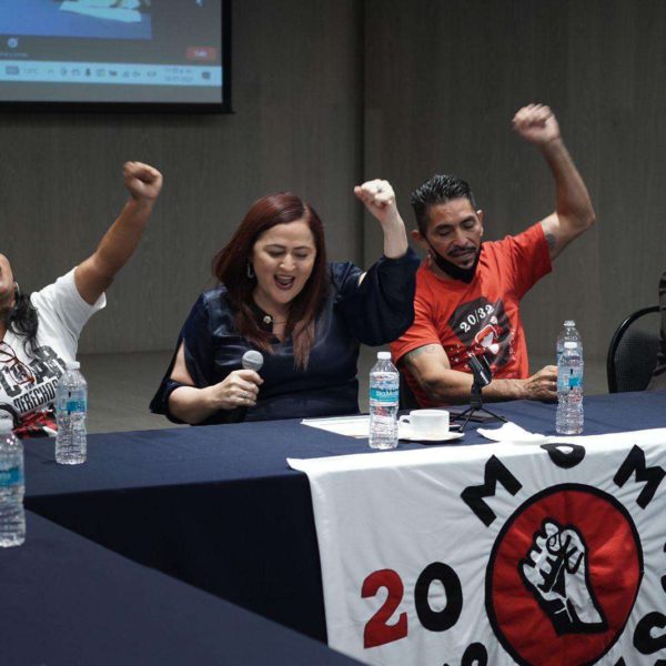 Pelea SNITIS contrato colectivo