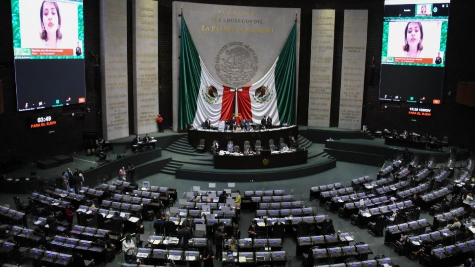 En Morena, mujeres exigen presidir mayoría de comisiones en Cámara de Diputados