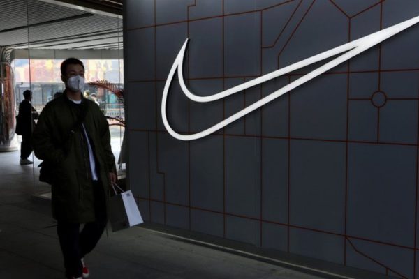 Nike cerró sus oficinas una semana por burn out y… ¿qué pasó?
