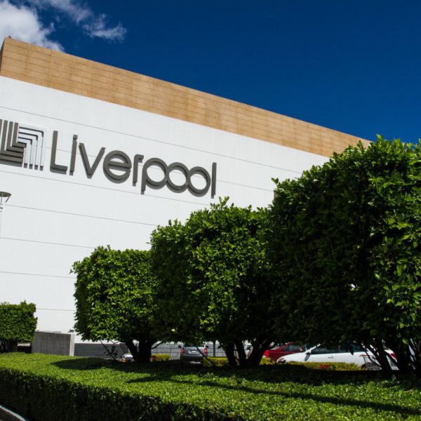 Trabajadores de Liverpool denuncian que fue la empresa quien organizó la legitimación de contrato colectivo