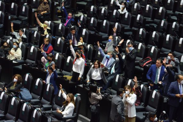Conoce las iniciativas laborales que se cocinan en el Congreso