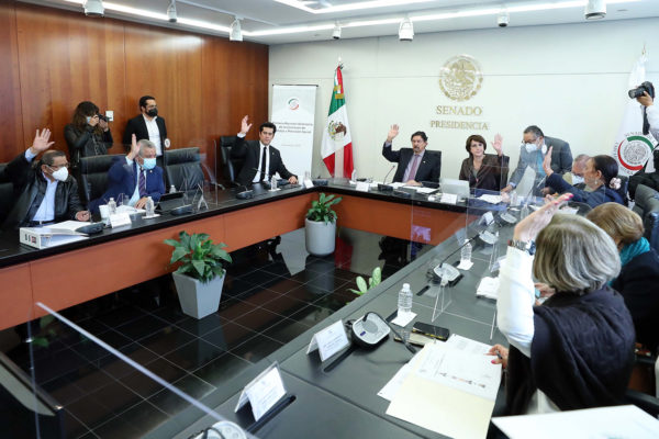 Avala Comisión garantizar cinco por ciento de empleos a personas discapacitadas