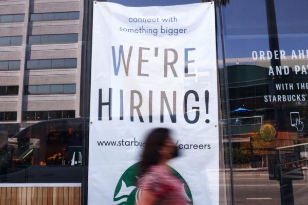 EEUU más difícil encontrar trabajadores que encontrar trabajo