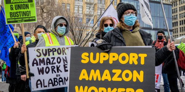 Amazon y Starbucks, contra la movilización sindical