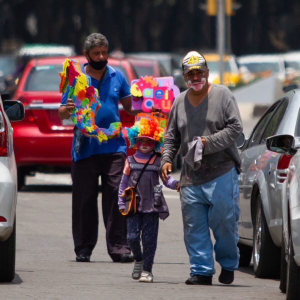 Tomaría a México 600 años poner fin a la informalidad