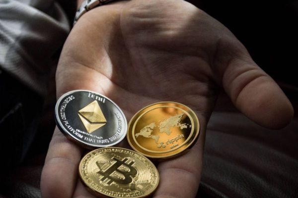 ¿Pagar Salario con criptomonedas?