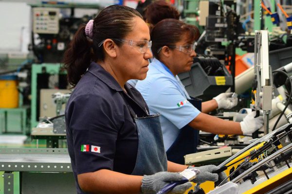 Ocupan mujeres solo 40% de los nuevos empleos formales