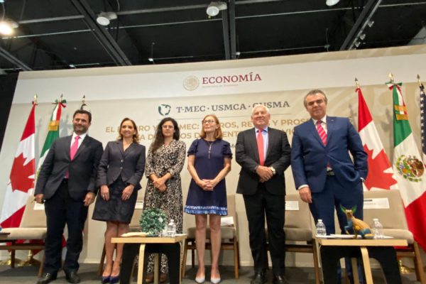 Evita México panel de arbitraje laboral