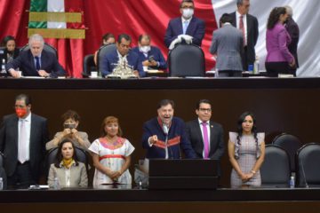 Disputan morenistas sindicato de Cámara