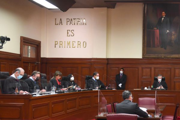 Obligatorio en todo México: Competencia por Territorio para conocer de un Amparo cuando el Laudo se dictó como cumplimiento a una Ejecutoria de un Tribunal Colegiado, y durante su substanciación la Junta Responsable fue extinguida