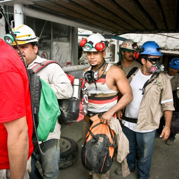 Llega desde EU asesoría laboral