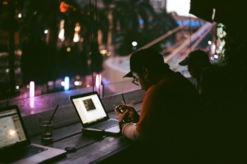 Irritabilidad, estrés, baja concentración… ¿Cómo afecta trabajar en turnos nocturnos?