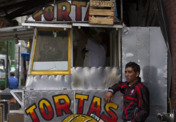 COPARMEX: Urgen resolver informalidad antes que hacer más reformas