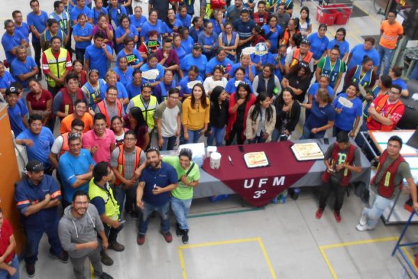 Demanda sindicato imparcialidad en Unique
