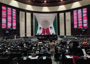 Frenan reducción de jornada laboral