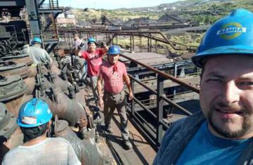 Empleados de AHMSA van a NL a pedir apoyo al Presidente