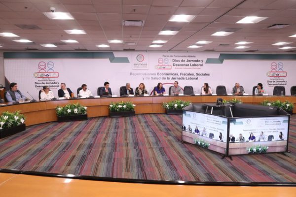 Organizan en la Cámara de Diputados Parlamento Abierto “Días de Jornada y Descanso Laboral”