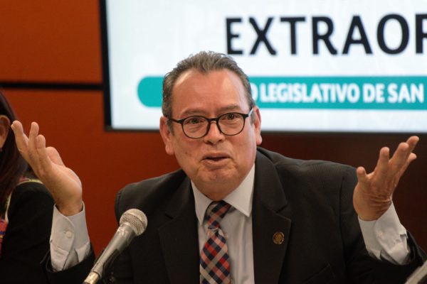 Iniciativa publicada hoy del Dip. Manuel Baldenebro (Morena) que reforma el artículo 1004-B y adiciona un artículo 7 Bis a la Ley Federal del Trabajo