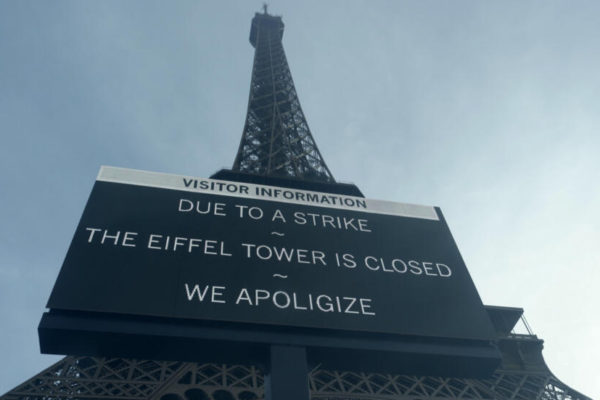 Cierra la Torre Eiffel por una huelga