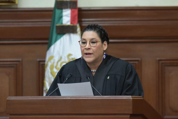 Lenia Batres asume cargo de ministra; urgen parcialidad en la Suprema Corte de Justicia