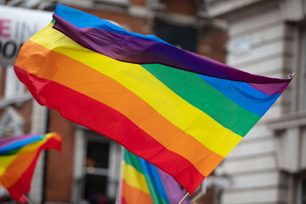 8 tips para que las empresas avancen en sus esfuerzos de diversidad e inclusión LGBT+