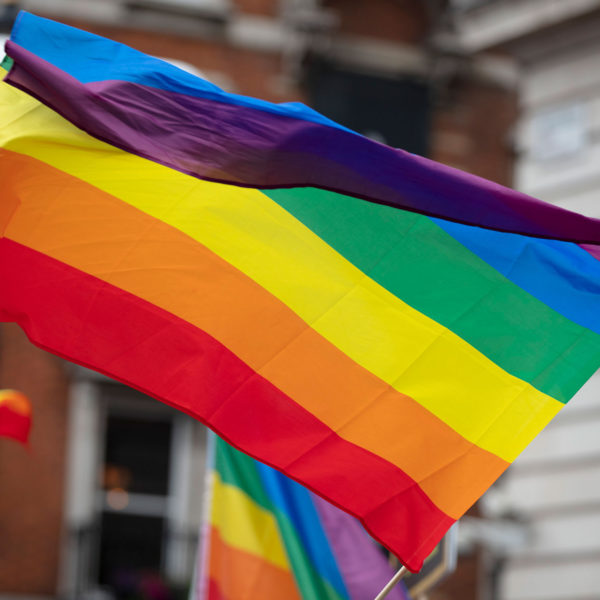 8 tips para que las empresas avancen en sus esfuerzos de diversidad e inclusión LGBT+