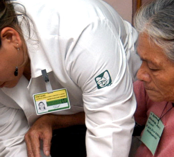 Juez Federal ordena al IMSS proporcionar asistencia médica a una mujer adulta mayor