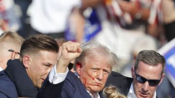 Larrea: escuela laboral // Huelga en ArcelorMittal // Trump: huele a podrido