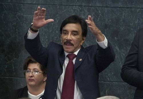 Piden orden de aprehensión en contra de Víctor Flores Morales