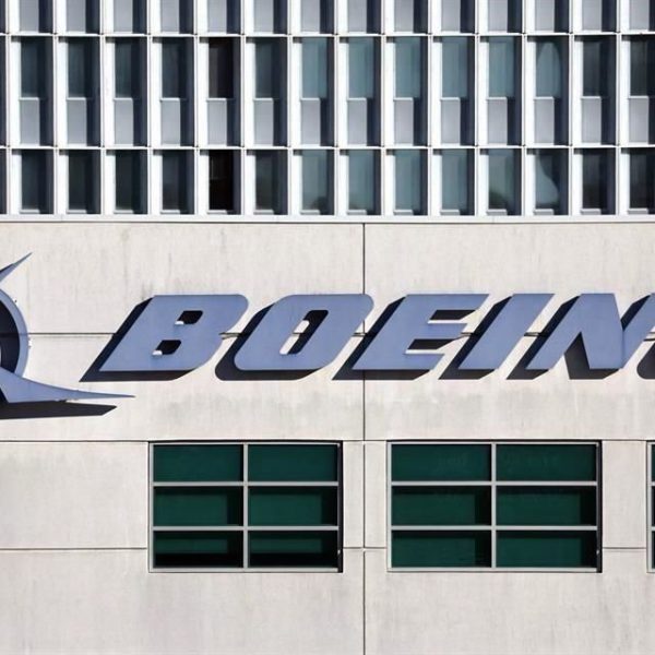 Negociaciones en Boeing se retomarán el martes, anuncia sindicato