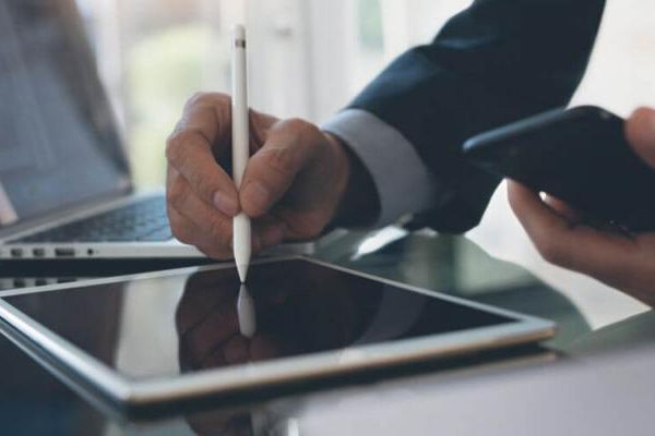 ¿Puedo utilizar firmas digitales en contratos laborales?