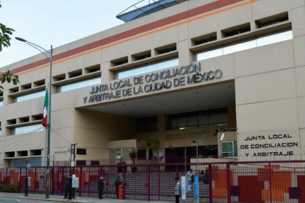 Jurisprudencia obligatoria en todo México: Recurso de queja contra omisión de autoridad laboral