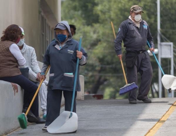 Morena dará de baja a trabajadoras de limpieza y las integrará a outsourcing