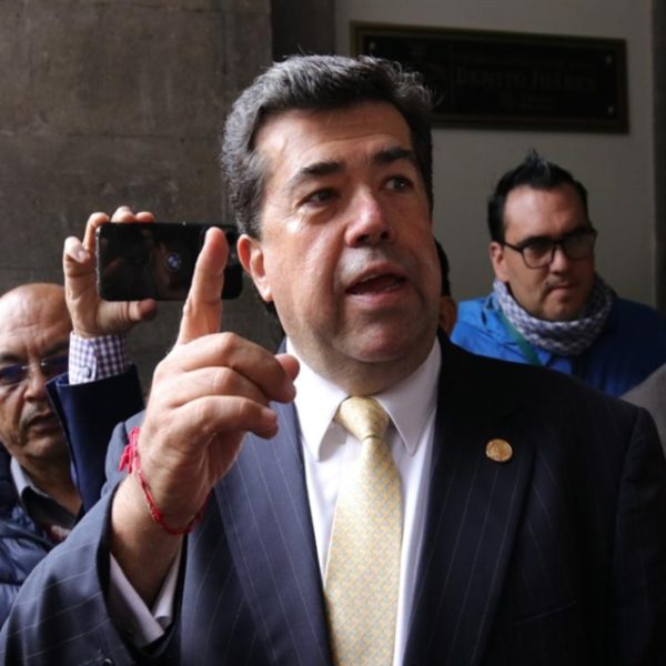 Propone Haces pagar sueldo a ‘propineros’