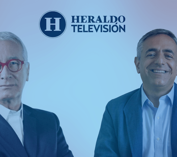Jorge Sales habla con Javier Solórzano acerca de la entrega de aguinaldos