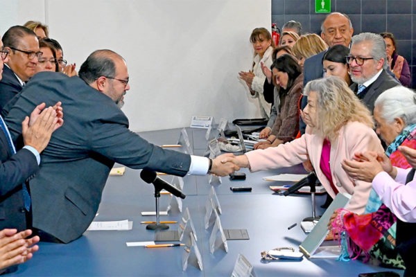 Conjurada la huelga en la UNAM, irán a consulta