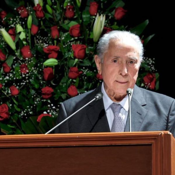 In memoriam Joel Ayala