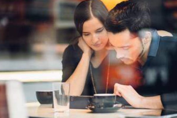 Radar Laboral recopila para ti: equilibrio entre amor y trabajo, ¿es posible?
