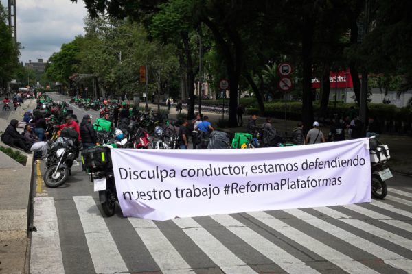 Alegan Colectivos Bloqueo Orquestado