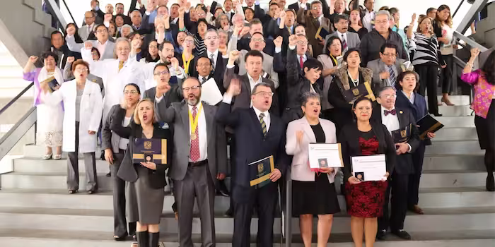 Aumento salarial en la UNAM “resulta un insulto”: docentes