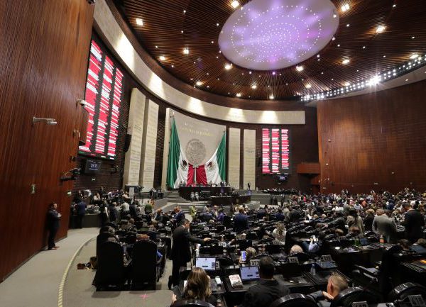 El Pleno de Diputados aprobó por unanimidad (441 votos) en lo general y en lo particular el Dictamen en materia de reducción de jornada laboral
